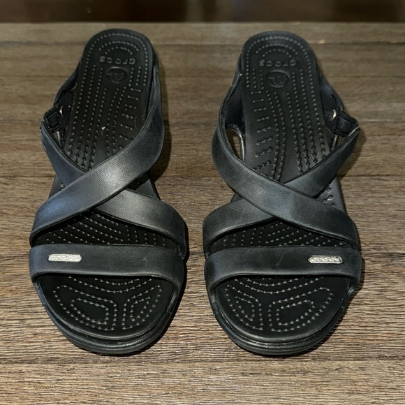 Crocs Cyprus IV Heels Black - Picture 3 of 11